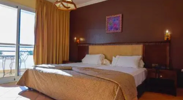 Hôtel Le Mont Vert, Boek Hotel Oriental Hotels met een Zwembad, Zwembad