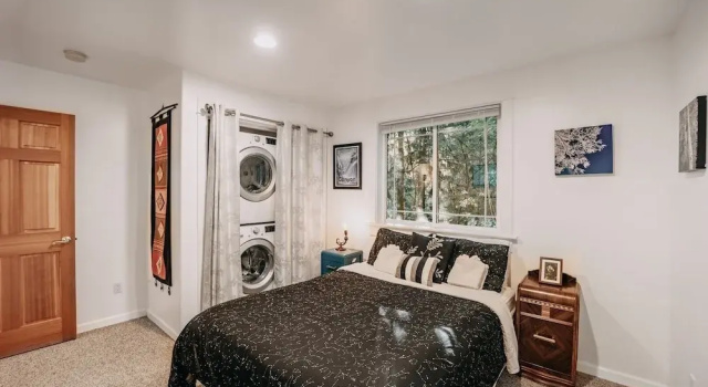 01sl - Hot Tub - Pet Friendly - Bbq - Sleeps 8 3 Bedroom Home by RedAwning
