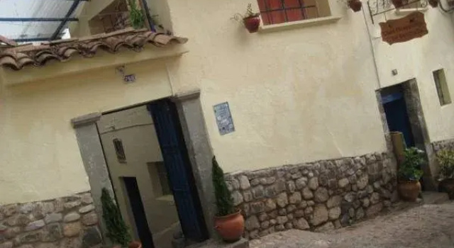 Casa Hospedaje La Sambleña, Rezerwuj Hotel Hotele w Cuzco z Parkingiem, Parking