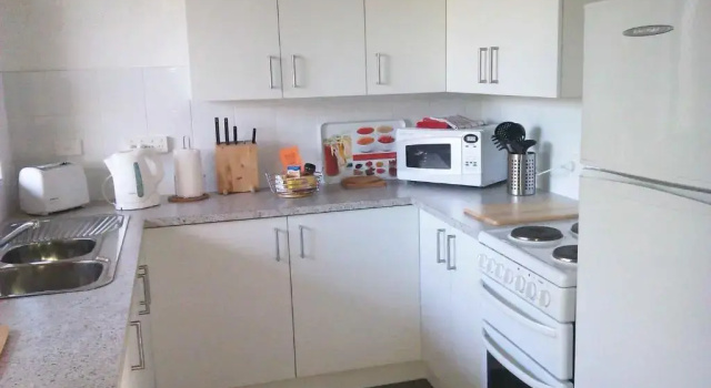 Апартаменты Kenata-Fairway Apartment Hotel