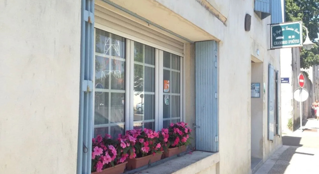 Chambre d'hôtes Les Lauriers Roses, Забронировать Отель Марен Приморская Шаранта