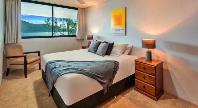 Апартаменты Waves 5 Luxury 3 Bedroom Breathtaking Ocean Views Central Location