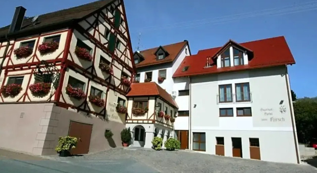 Gasthof Hotel Zum Hirsch***S, Забронировать Отель Kirchen Swabian Alps