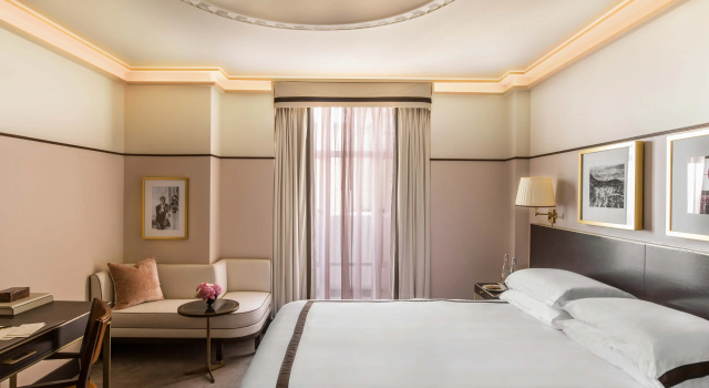 Номер Deluxe Sunset Tower Hotel