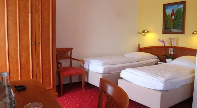 Seehotel Lönö, Забронировать Отель Отели земли Шлезвиг-Гольштейн 3 звезды, 3*