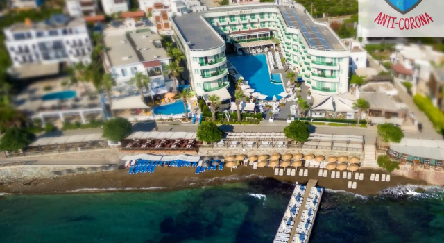 Трёхместный номер Standard c 1 комнатой с балконом и с видом на море Dragut Point South Hotel