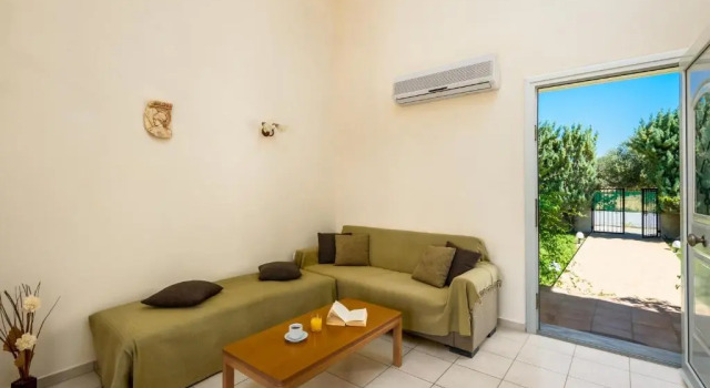 Коттедж Athena Villa