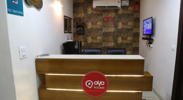 OYO 1344 Hotel Waves, Забронировать Отель Парвану штат Харьяна