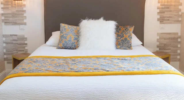 Двухместный номер Standard Le Confidentiel Hôtel & SPA