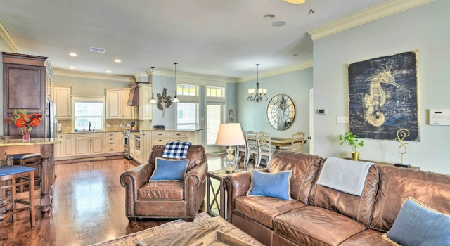Corpus Christi Home w/ Golf Cart: Walk to Beach, Book Hotel Padre Island Mustang Island