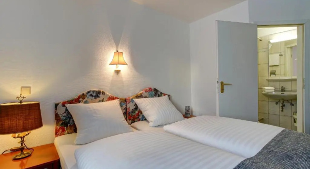 Двухместный номер Standard Centro Hotel Arde Köln City, Trademark Collection by Wyndham