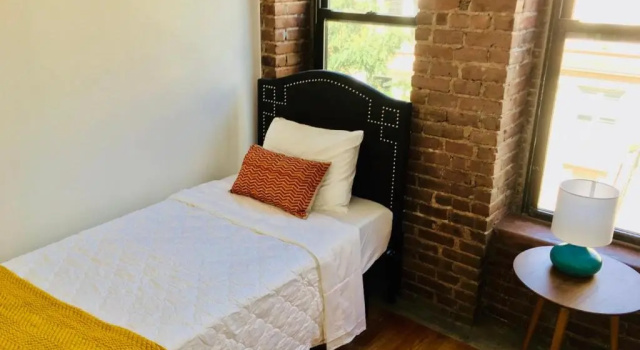 Two Bedroom Harlem Apartment, Забронировать Апартаменты/квартира Гарлем 