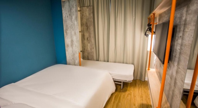 Трёхместный номер Standard Ibis Budget Uberlândia