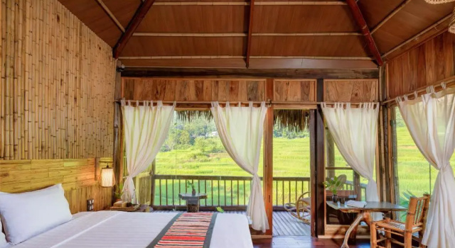 Двухместный номер Deluxe с балконом Puluong Luna Resort