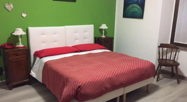 Hotel Carrara, Book Hotel Serina 