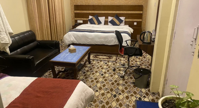 Taplejung Hotel Pathivara
