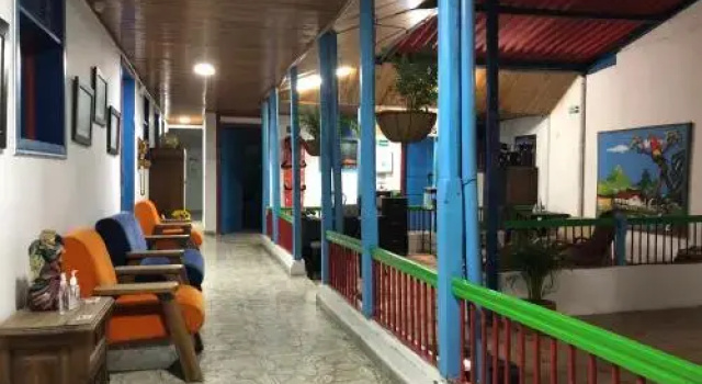 Hostal Maderos