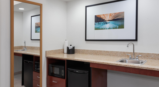 Студия Hampton Inn and Suites Alexandria