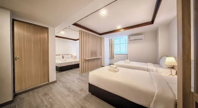Люкс B2 Sisaket Boutique & Budget Hotel