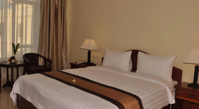 Pursat Riverside Hotel and Spa