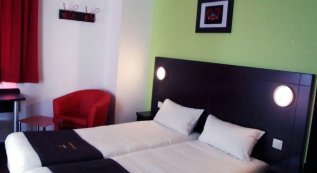 Enzo Hotel Mulhouse Sud Morschwiller le Bas, Забронировать Отель Мюлуз 