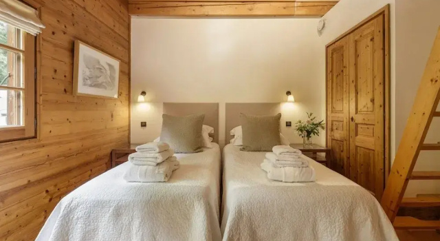 Magnificent Chalet Valhalla 5 Central Chamonix, Забронировать Шале Шамони-Монблан Долина Шамони