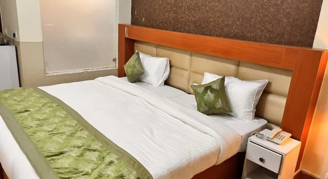 Двухместный номер Standard Oyster Pearl Near Medanta Hospital Sec39