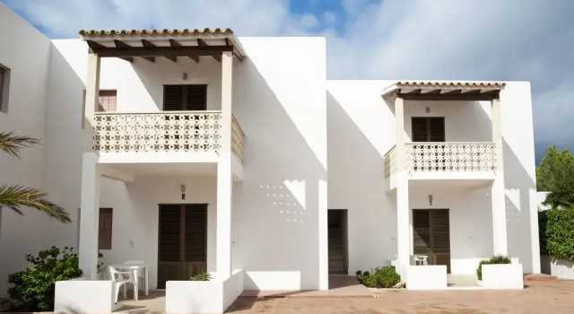 Apartamentos Escandell, Varaa Huoneisto Playa Migjorn Formentera
