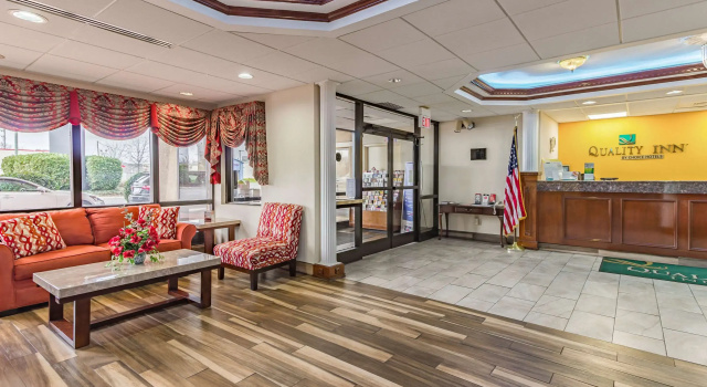 Quality Inn Goodlettsville, Забронировать Отель Гудлетсвилл Теннесси