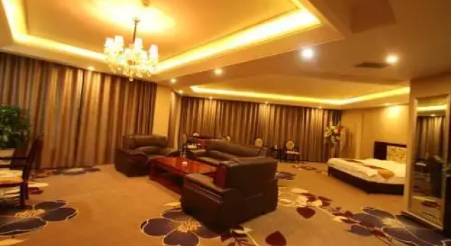 Linsong Hotel, Rezervați Hotel Hoteluri în Gansu cu parcare, Parcare
