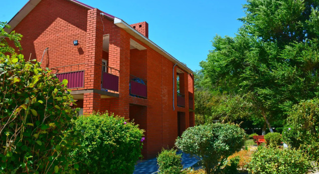 Shinkar Park-Hotel, Reservar Casa de hóspedes Peresyp Taman Peninsula