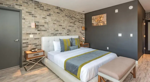 Четырёхместный номер Deluxe с балконом Lexen Hotel - North Hollywood Near Universal Studios