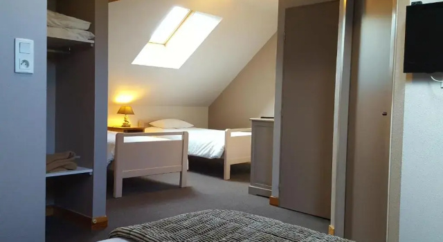 Семейный номер Comfort Hôtel Les Granges de Bigose