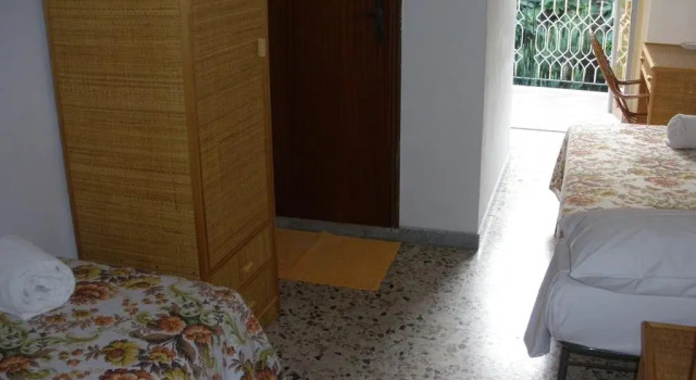 Pensione Villamare, Rezerwuj Hotel Sant'Alessio Siculo Sycylia