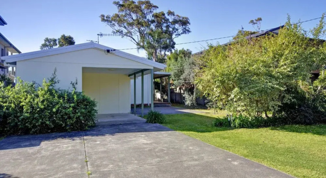 Sandy Shores, 18 Corlette Point Road, Забронировать Отель Ти-Гарденс Port Stephens