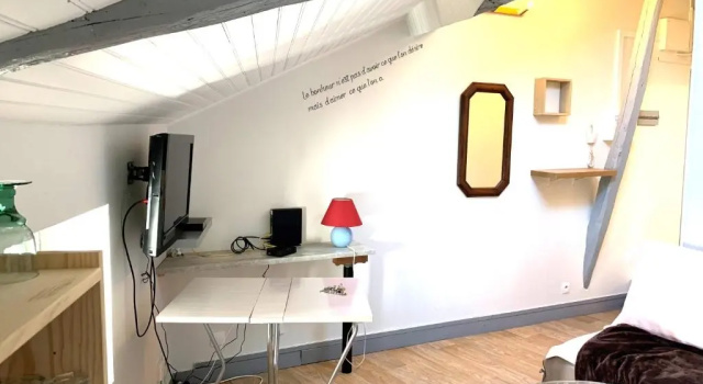 Studio 27 - 4eme etage, Забронировать Отель Отели Лиможа с парковкой, Парковка