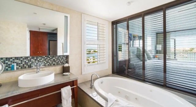 Четырёхместный номер Deluxe Newstead Belmont Hills Golf Resort & Spa