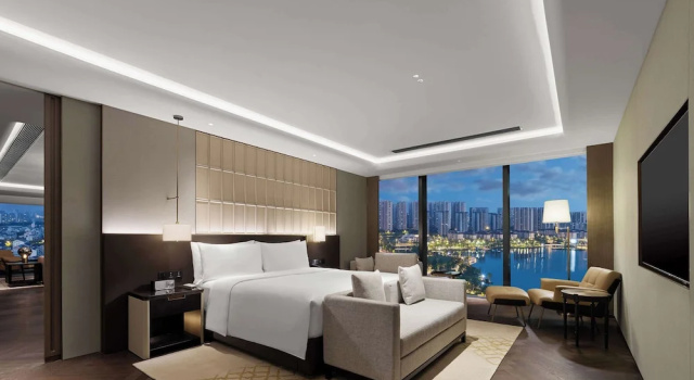 Двухместный номер Standard с видом на озеро Hilton Changshu