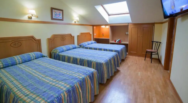 Hotel Río Cabia, Забронировать Отель Отели Кабия 3 звезды, 3*