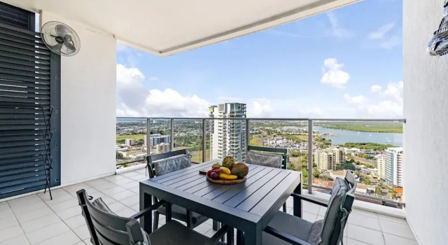 ZEN SEA VIEW - 2 Bedroom Penthouse, Забронировать Апартаменты/квартира Дарвин 