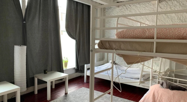 Wherever Mini Hostel, Забронировать Хостел Отели Рованиеми с парковкой, рядом с University of Lapland, Парковка