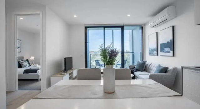 Elegant Apartment At Parkville, Забронировать Апартаменты/квартира Мельбурн Melbourne Region, рядом с Банкетный зал Ascot House