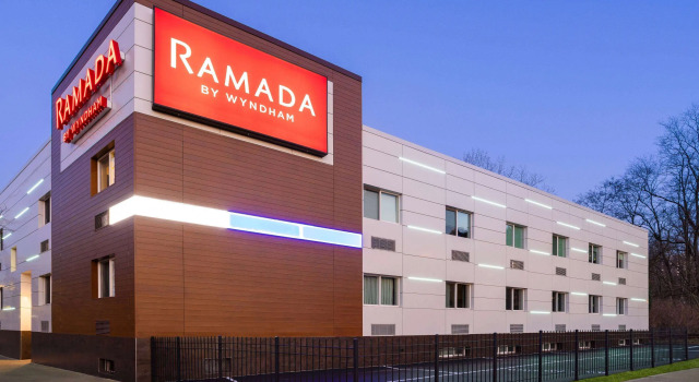 Ramada by Wyndham Bronx, Забронировать Отель Бронкс Нью-Йоркская агломерация, рядом с Montefiore Medical Center