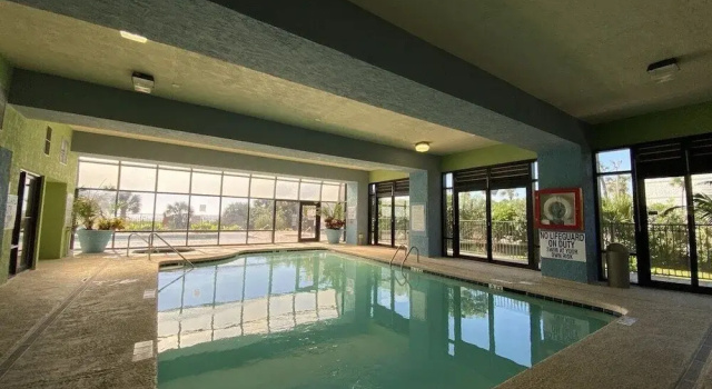 Номер Standard Meridian Plaza 1002 1 Bedroom Condo