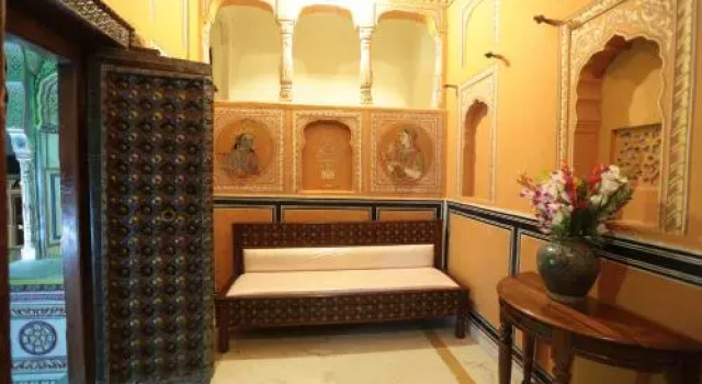 Hotel Radhika Haveli, Mandawa, Забронировать Отель Отели Мандава 3 звезды, 3*