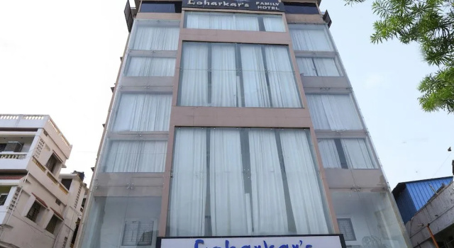 OYO 5408 Loharkar's Family Hotel, Забронировать Отель СПА-отели штата Махараштры, SPA-услуги