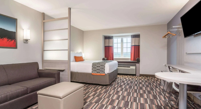 Spark by Hilton Rochester South