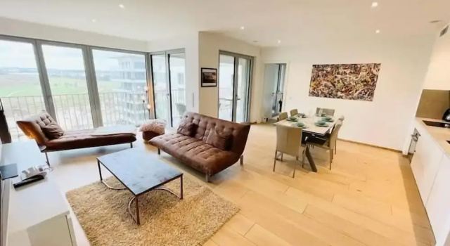 Апартаменты Deluxe 3 bedrooms in Gasperich Terrace&Parking