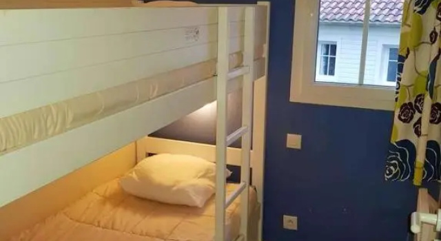 Maison de 3 chambres avec piscine partagee terrasse amenagee et wifi a Lacanau a 2 km de la plage, Забронировать Отель Лакано-Осеан Аквитания