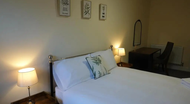 Апартаменты The Windmill Hotel - Alford